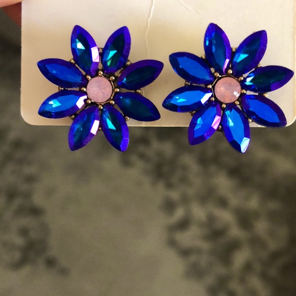 Violet Blue Aurora Borealis + Pink Opal Floral Crystal Earrings - Picture 7 of 16